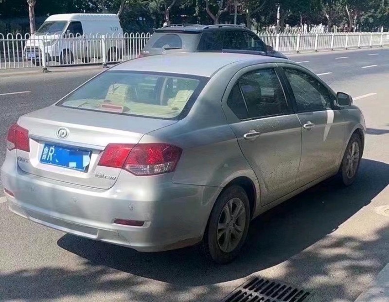 青島16年長城汽車C305