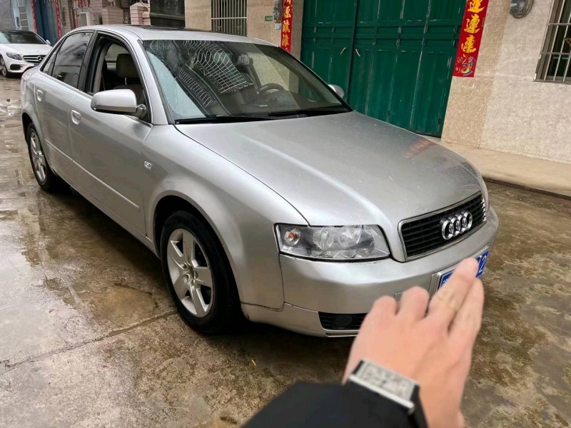 贛州05年奧迪A4L3