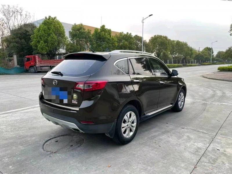 鄂州15年陸風X54