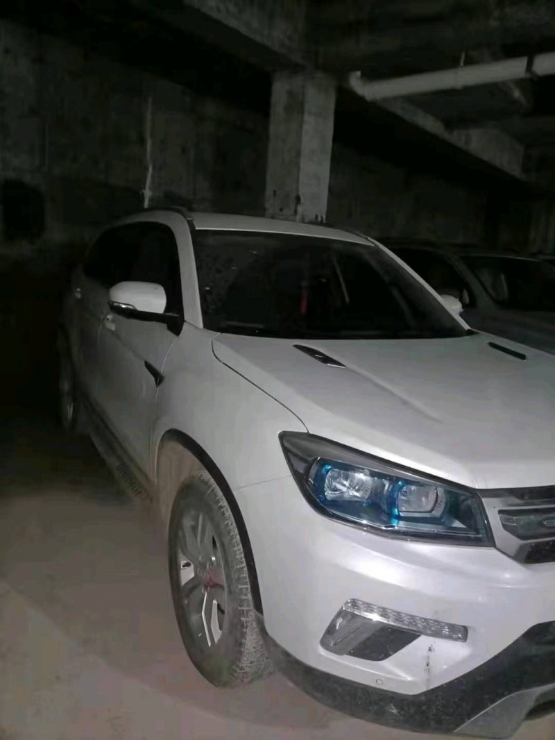 安順17年長安汽車CS751