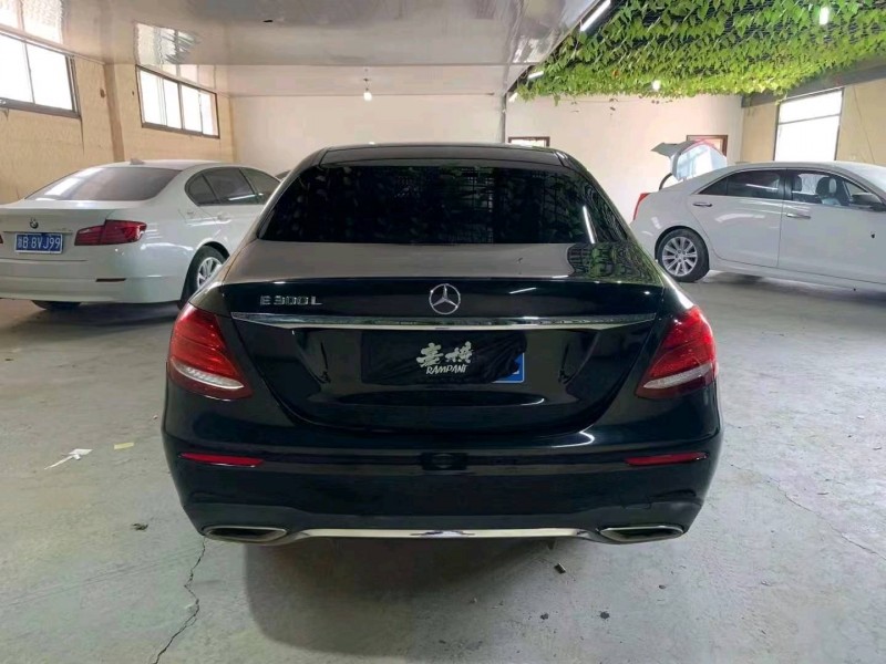东营18年奔驰E3