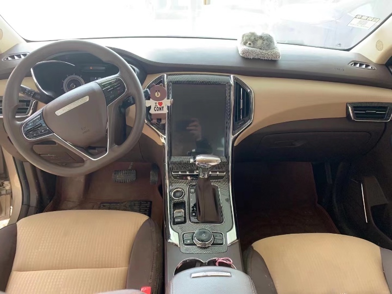 深圳19年獵豹汽車CS94