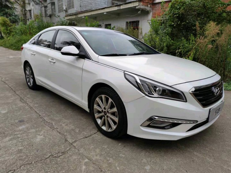 北京15年现代索纳塔九2