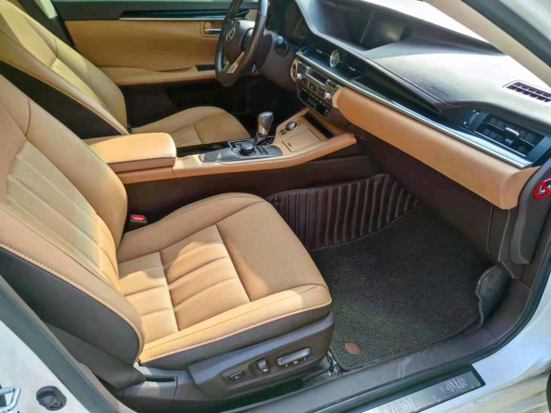 北京18年雷克萨斯ES3