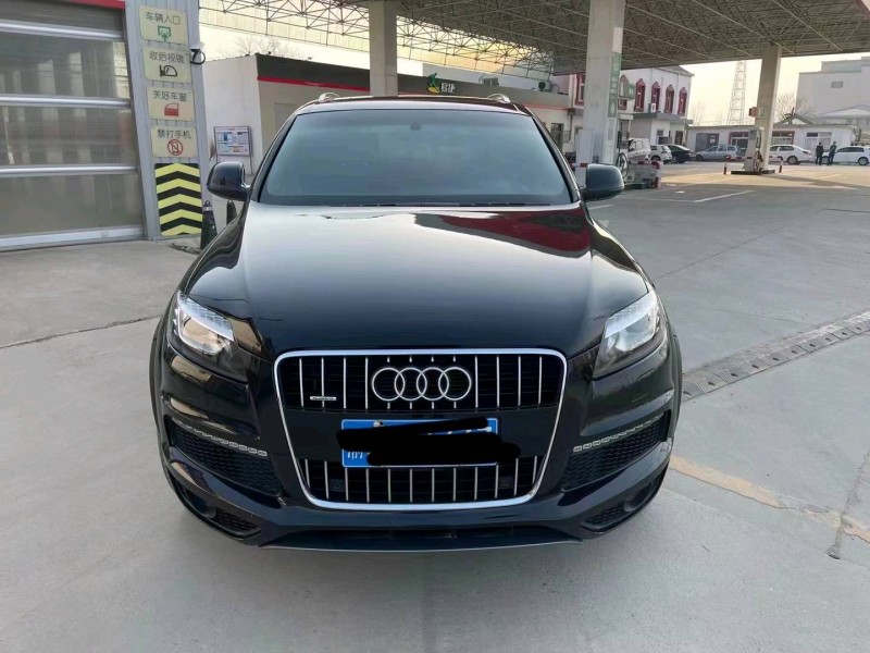 重慶12年奧迪Q71