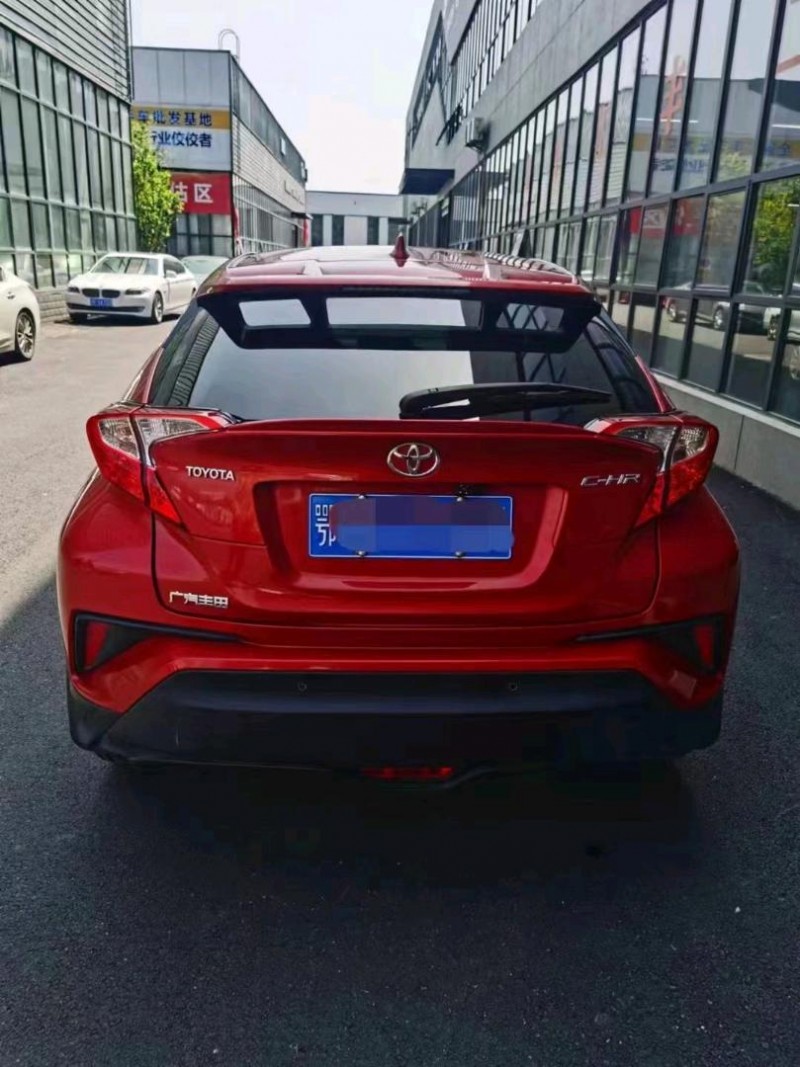 北京19年丰田CHR2