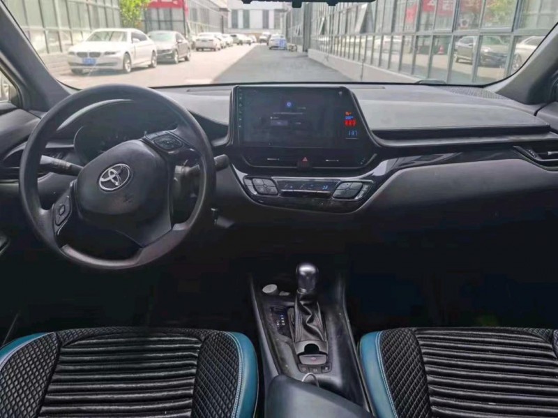 北京19年丰田CHR7