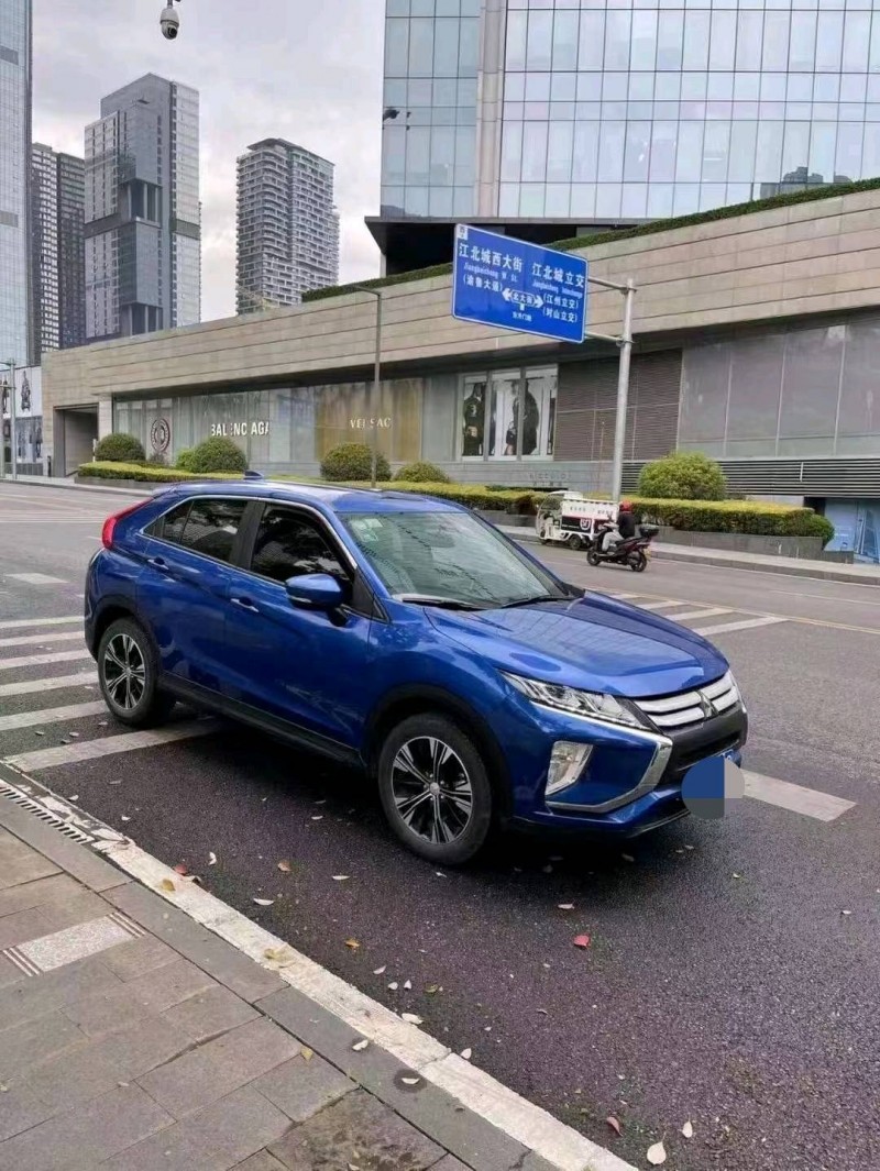 重慶19年三菱奕歌2