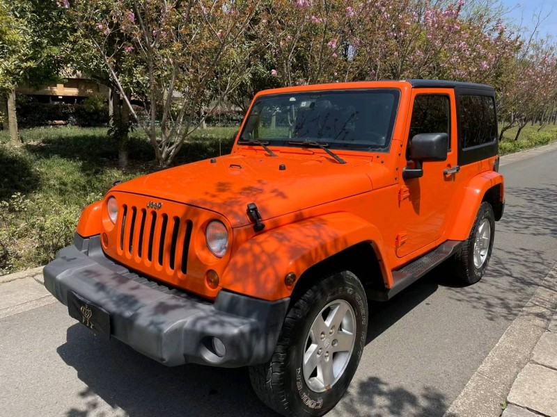 紹興12年Jeep牧馬人3