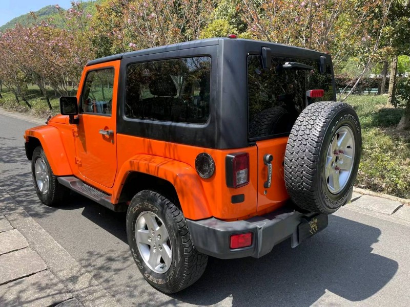 紹興12年Jeep牧馬人5