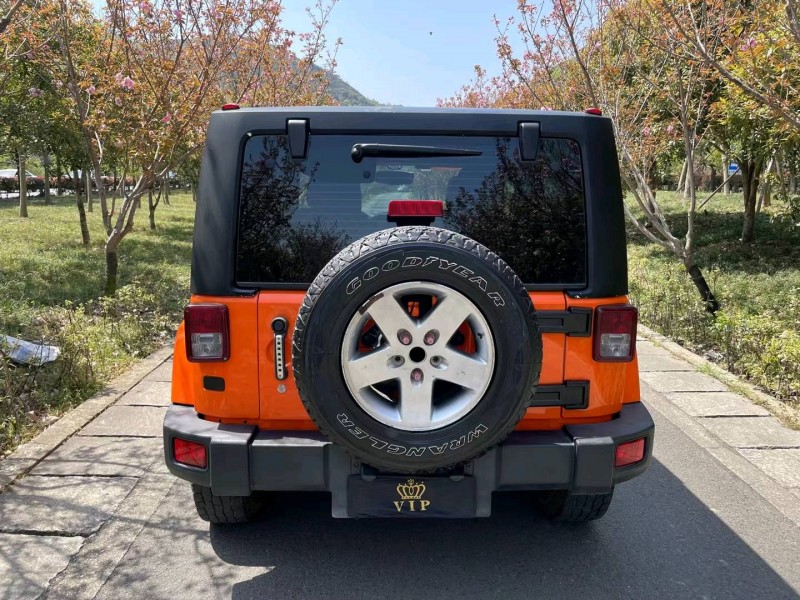 紹興12年Jeep牧馬人6