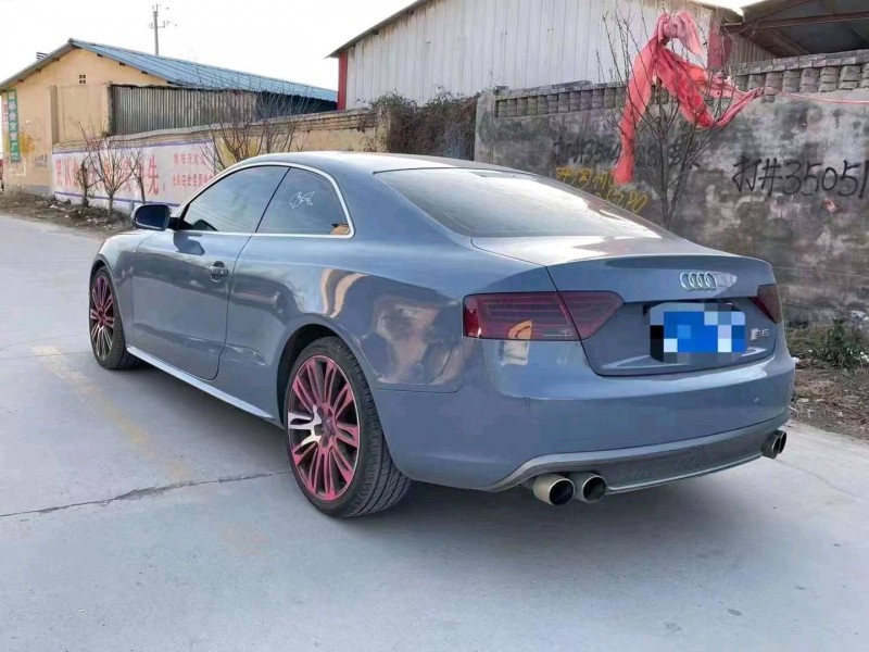 新鄉13年奧迪A55