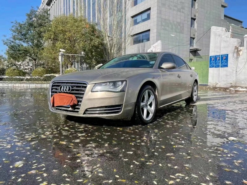 太原11年奧迪A8L3