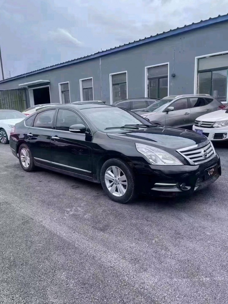 沈陽13年日產天籟3