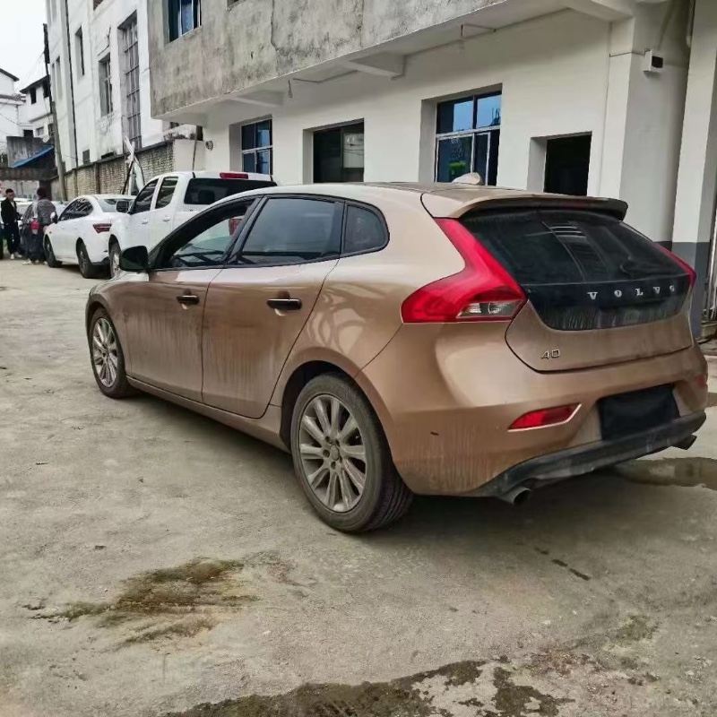 黔西南14年沃爾沃V402