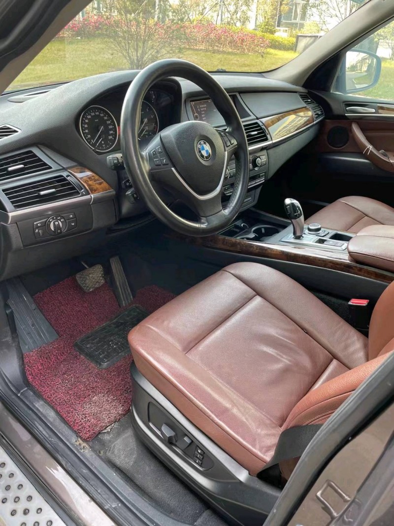 徐州11年宝马X57