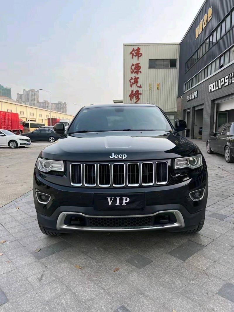 佛山17年Jeep大切諾基1