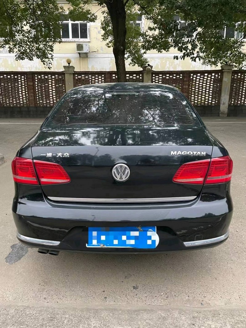 北京14年大众迈腾8