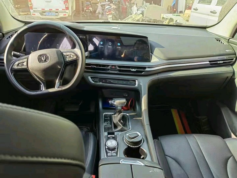 金華20年長安汽車CS755