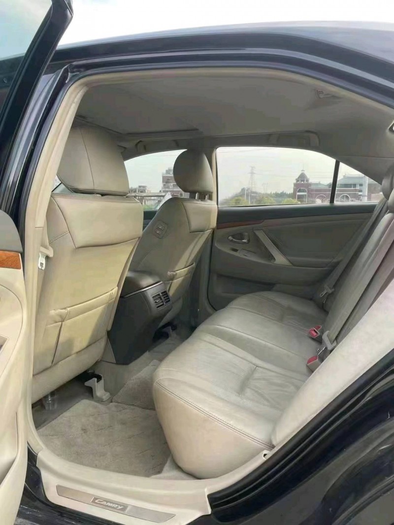 北京12年丰田凯美瑞4