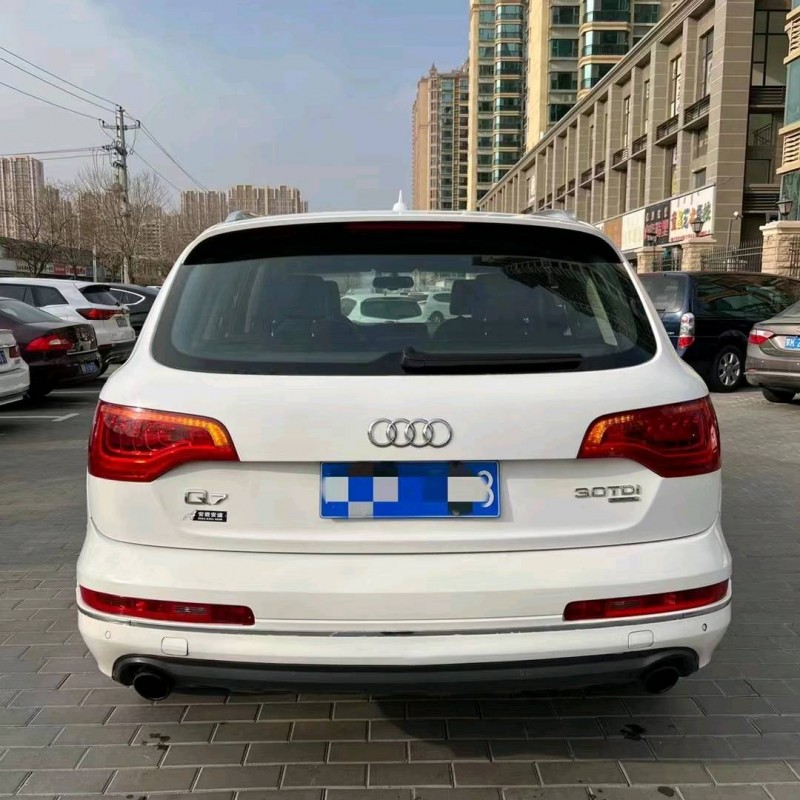 包頭11年奧迪Q78