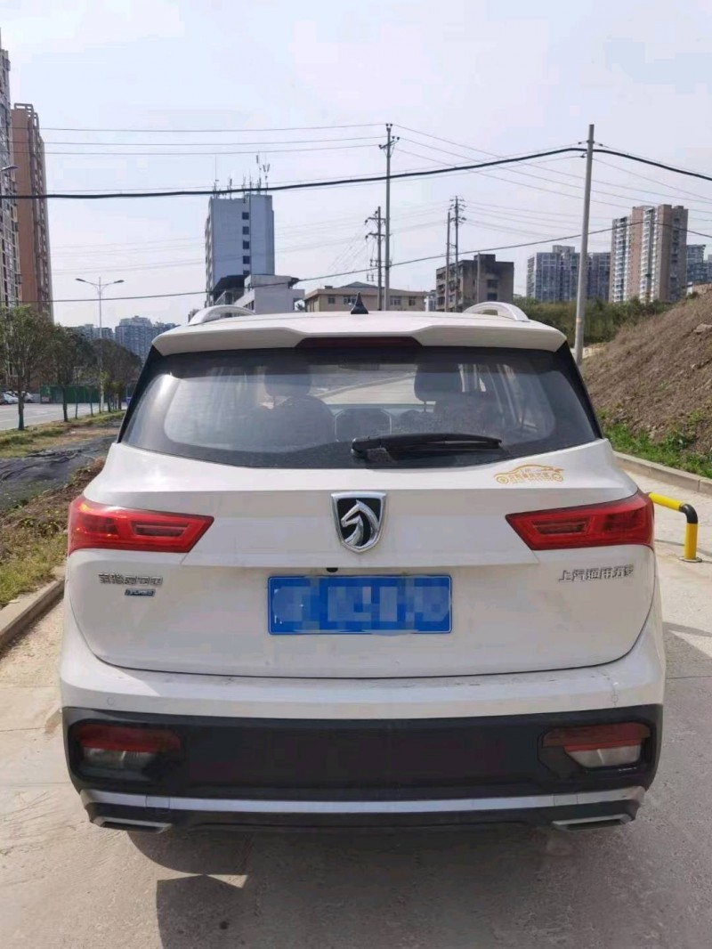 綿陽22年寶駿5304