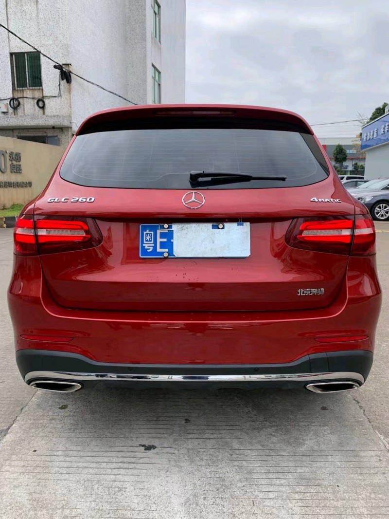 中山17年奔馳GLC4