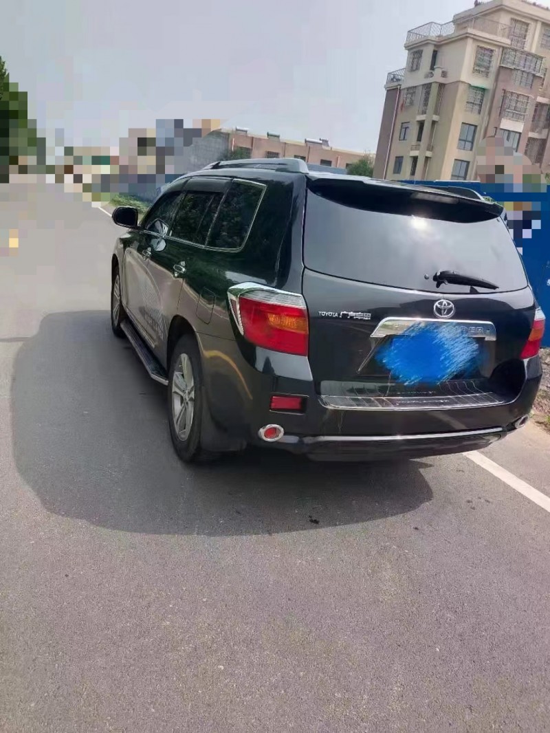 徐州11年丰田汉兰达6