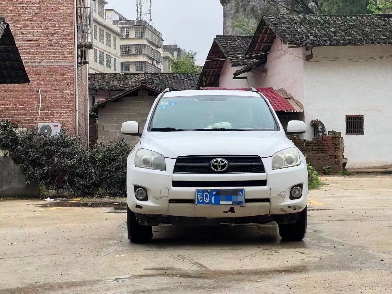 贛州09年豐田RAV43