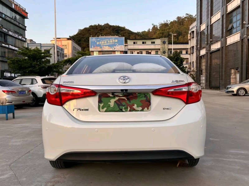 东莞17年丰田雷凌9