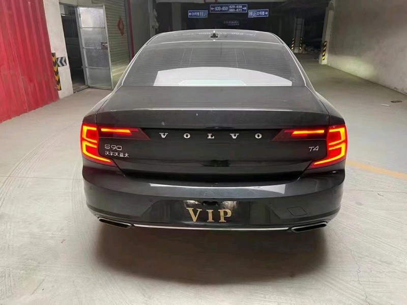 東營18年沃爾沃S904