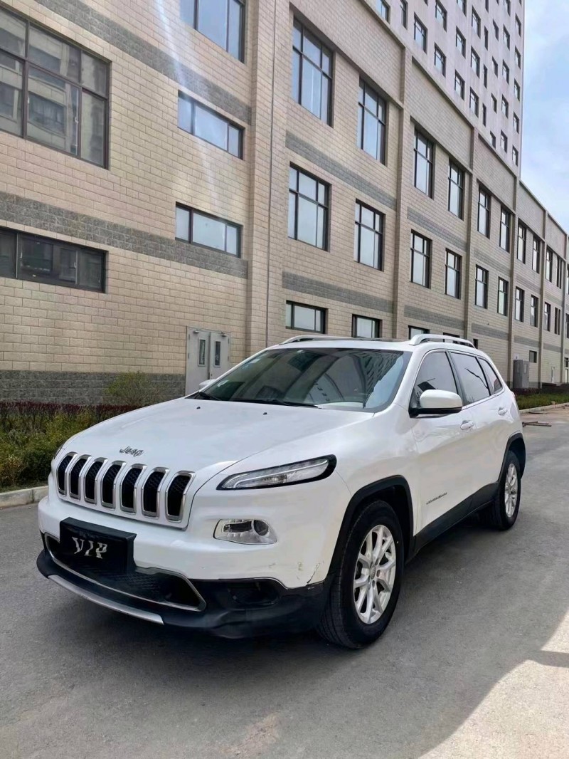 武威18年Jeep自由光2