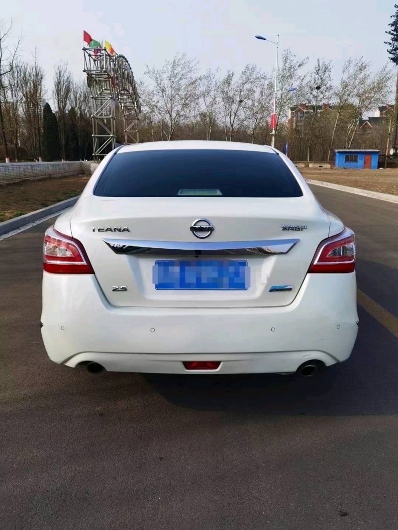 太原15年日產天籟5