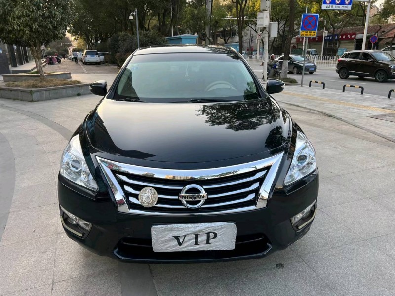 武漢15年日產天籟9