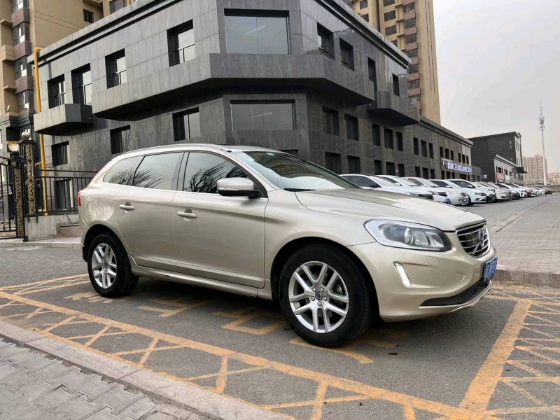 包頭16年沃爾沃XC602