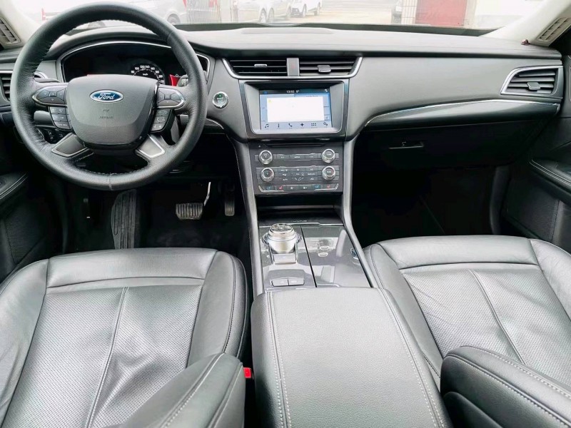 徐州17年福特金牛座8