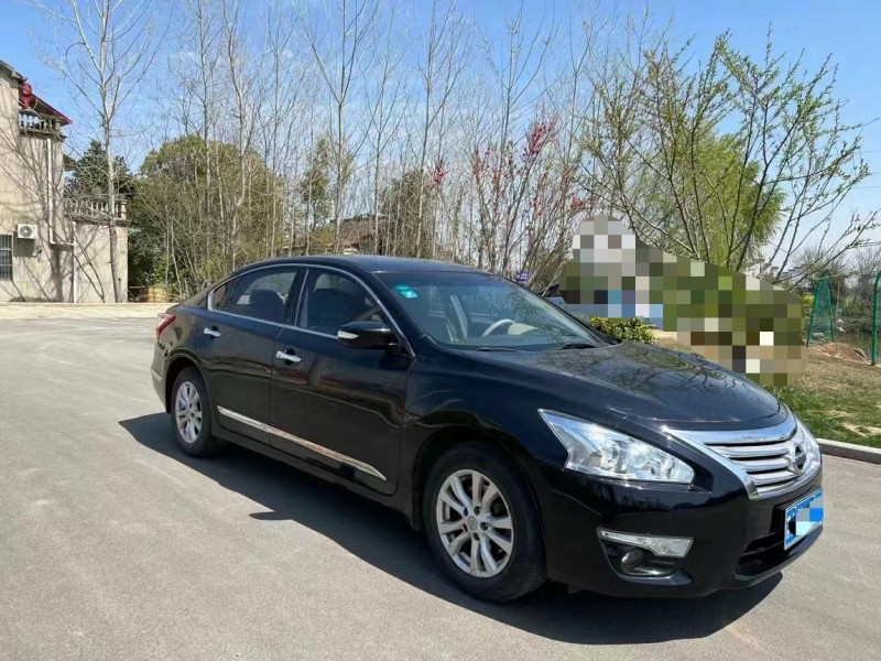 徐州14年日產天籟3