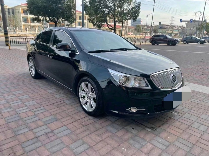 苏州11年别克君越3