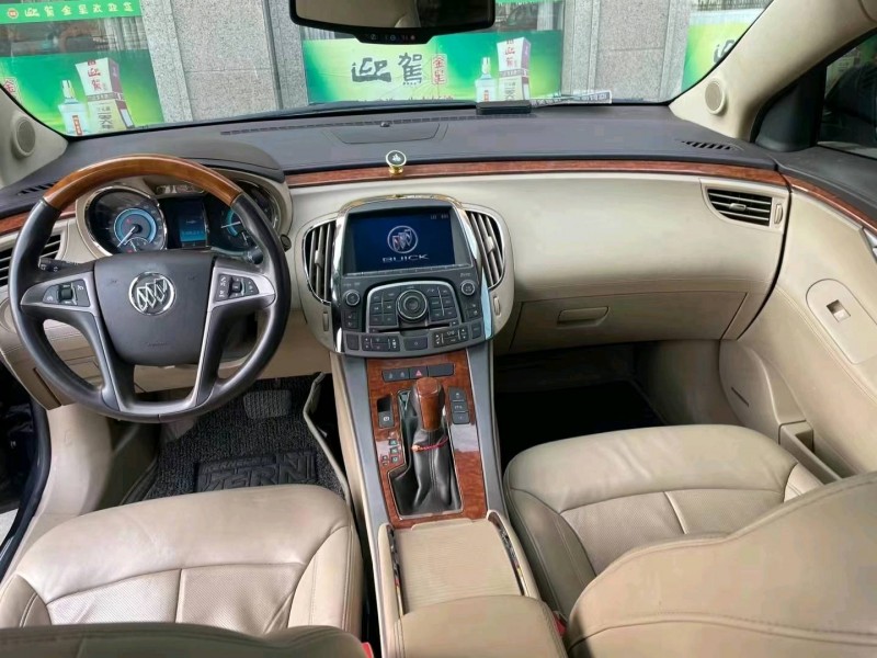 苏州11年别克君越5