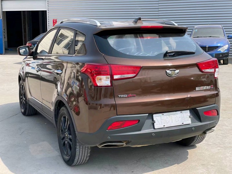 徐州17年华泰圣达菲3