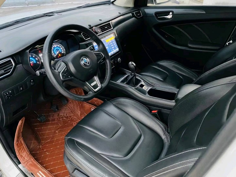 徐州17年东风风光8