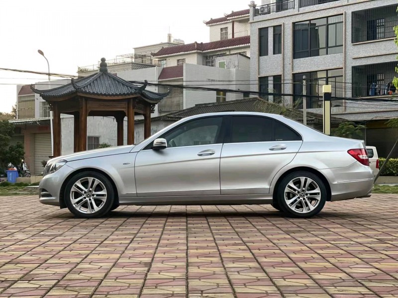 汕頭12年奔馳C7