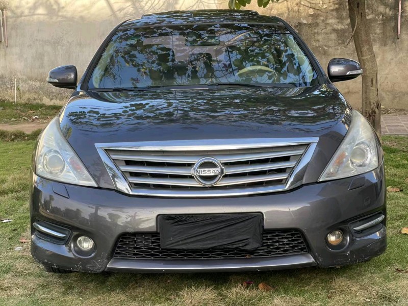 汕頭11年日產天籟1