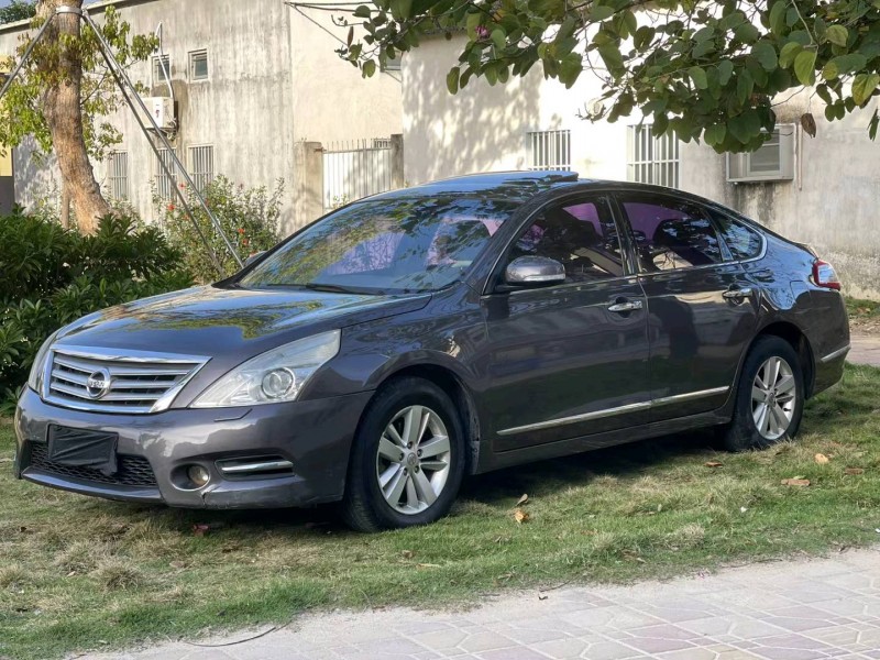 汕頭11年日產天籟3