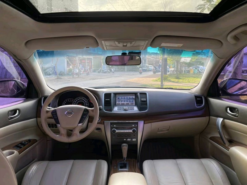 汕頭11年日產天籟5