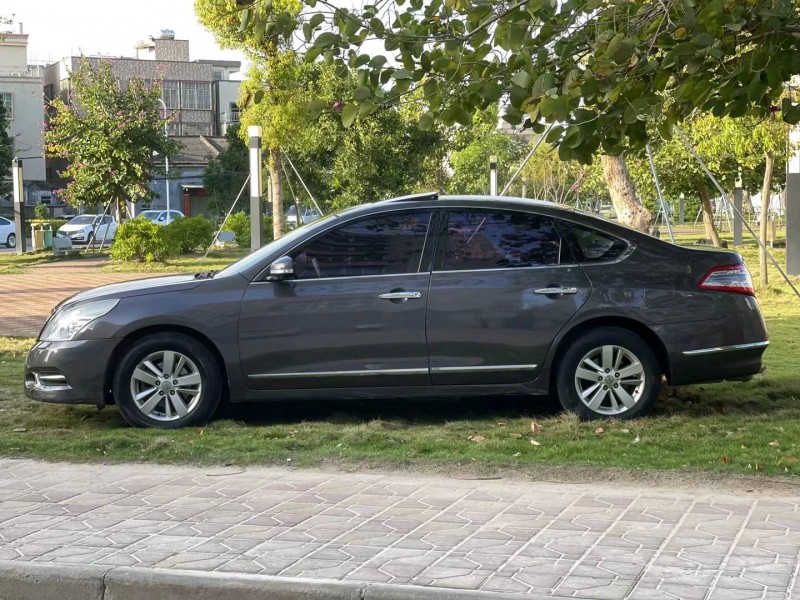 汕頭11年日產天籟7