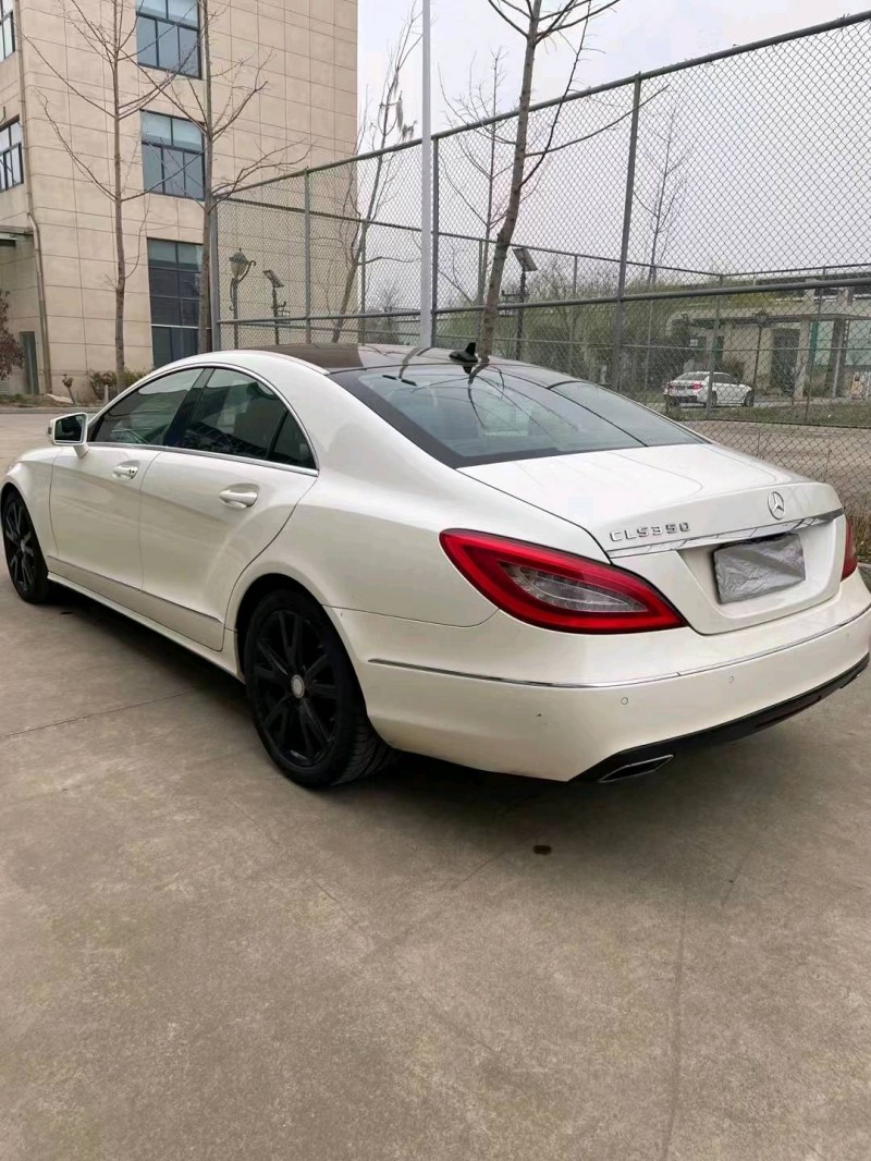 徐州13年奔驰CLS4