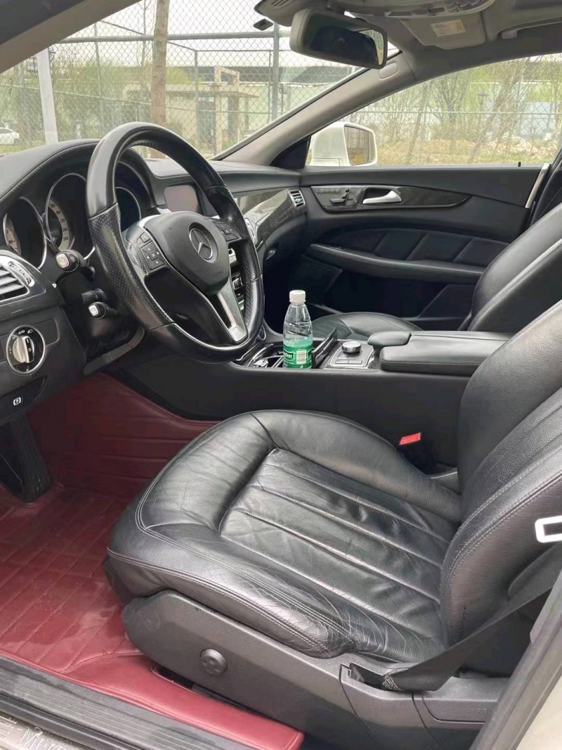 徐州13年奔驰CLS7