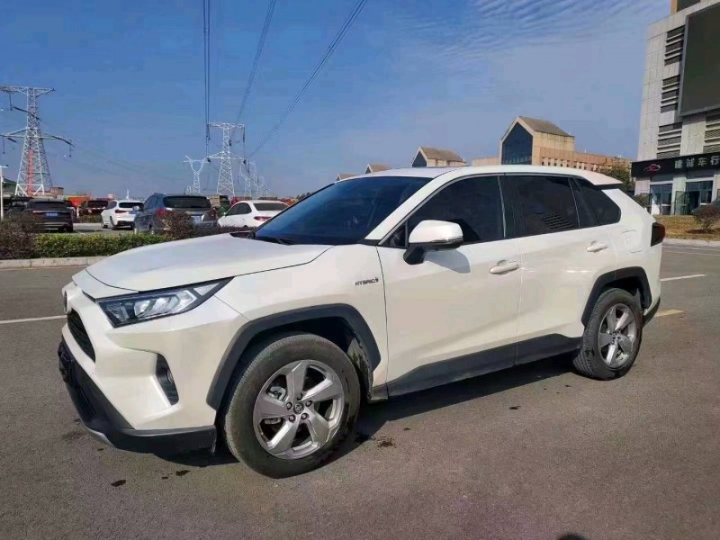 北京21年丰田RAV4荣放4