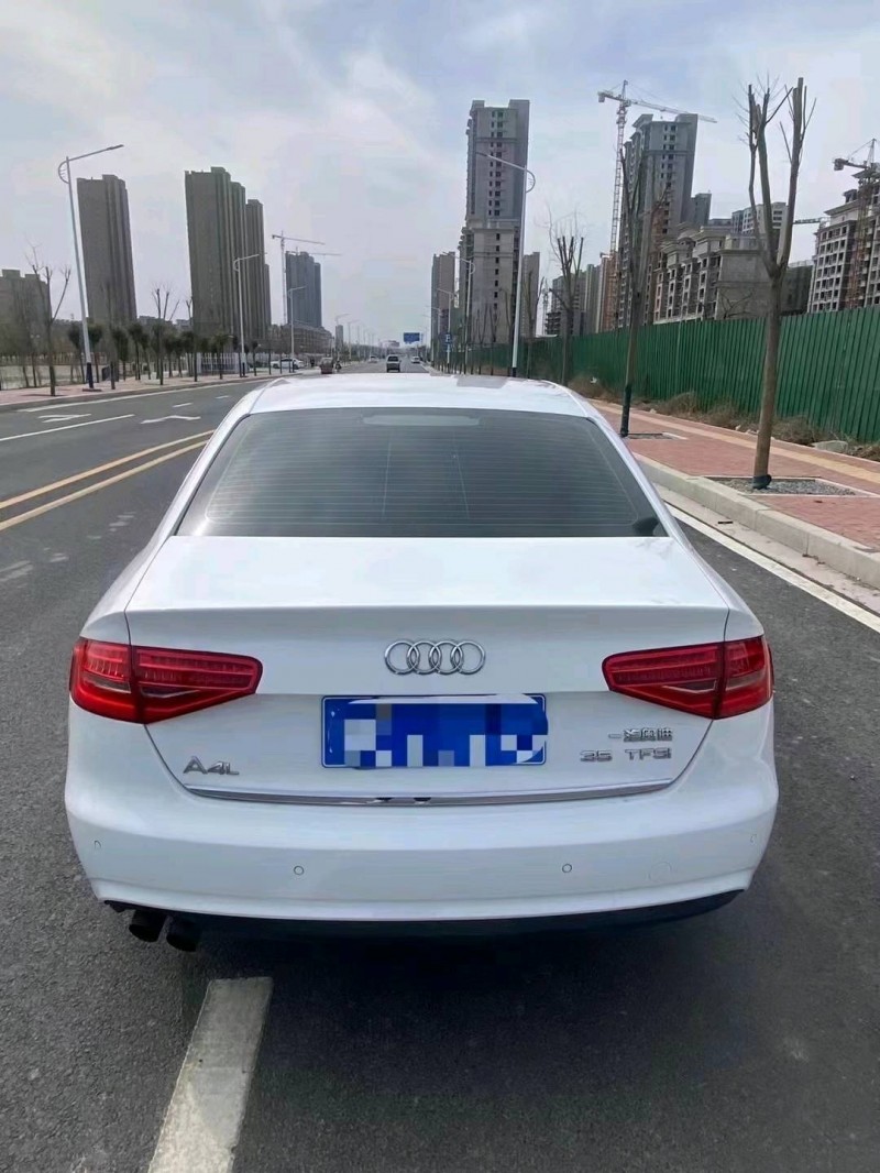 北京13年奧迪A4L9